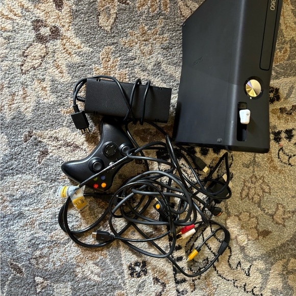 XBOX 360 - Picture 3 of 4